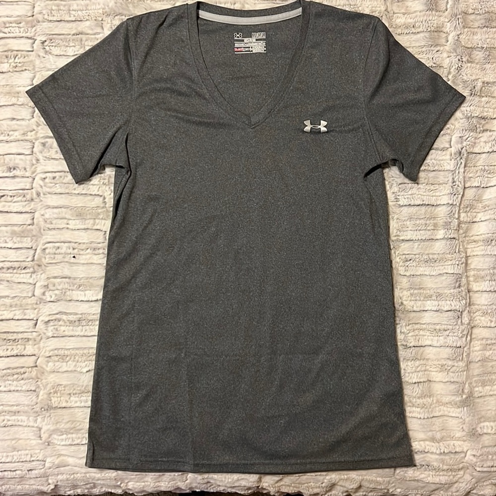 Under Armour • Women’s Shirt